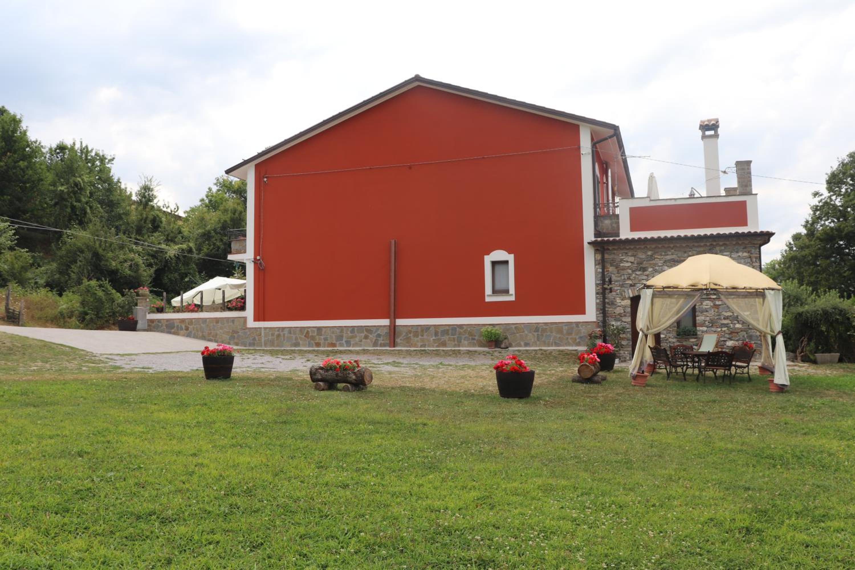 Photo 27