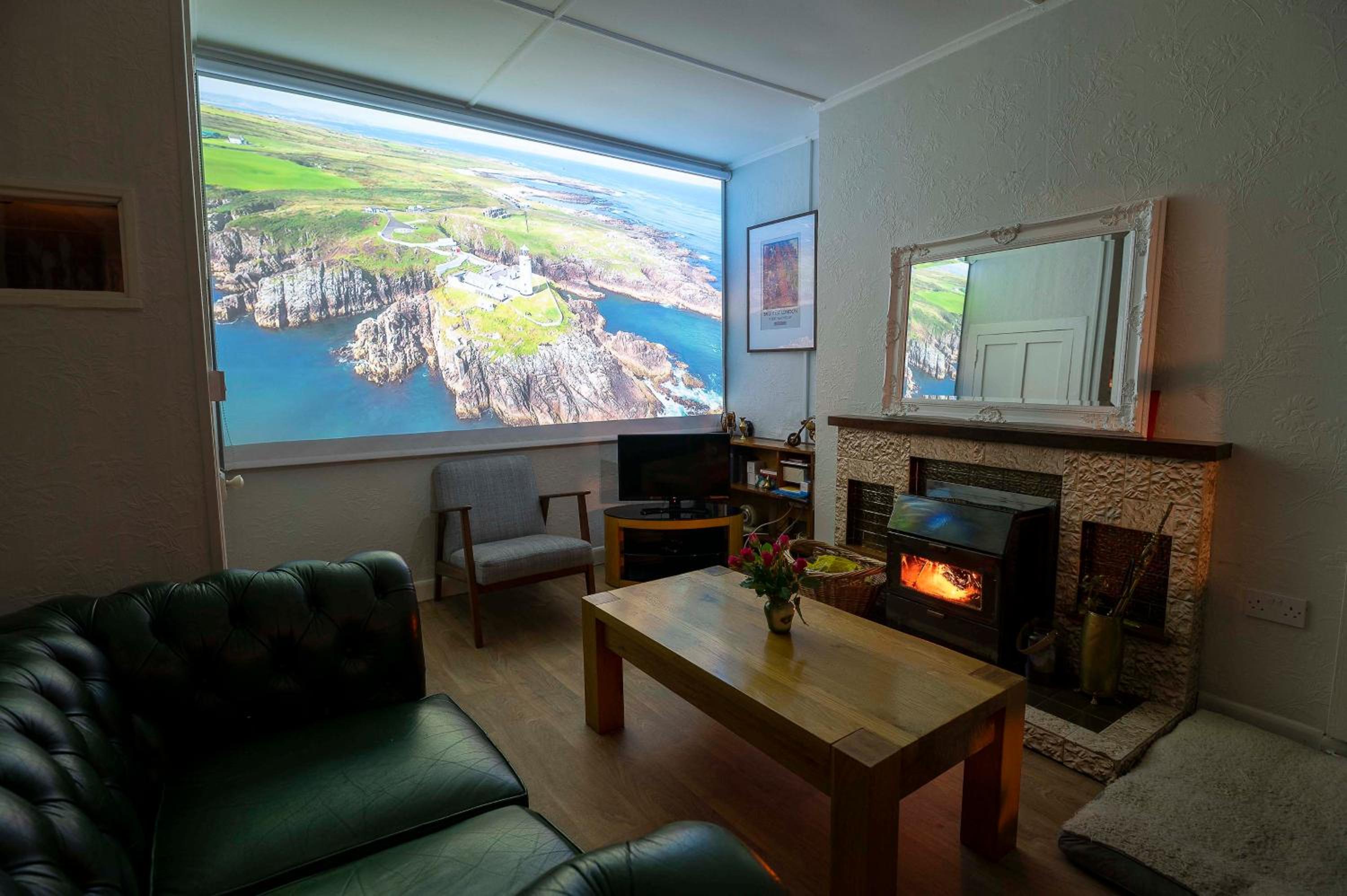 Letterkenny Vacations - Traditional Cottage with Private Hot Tub in the Heart of Donegal - Property Image 7