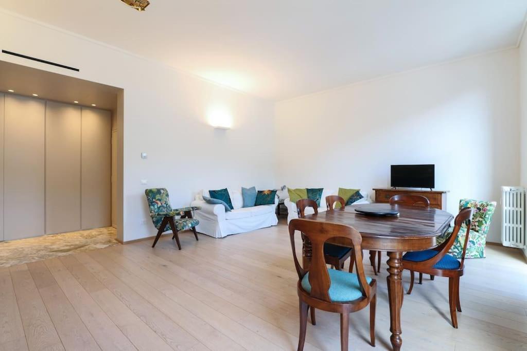 Contempora - 2-beds, 2 baths with balcony - Guastalla