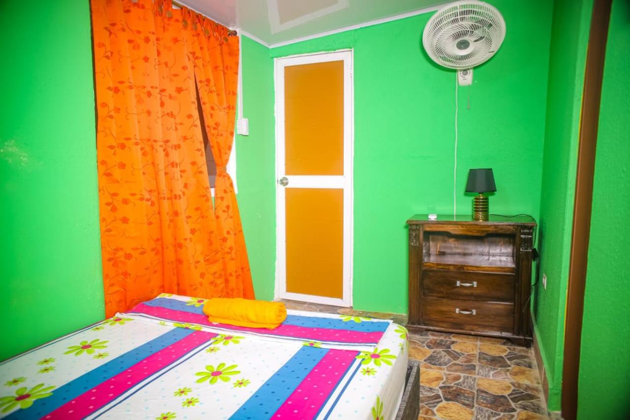 Posada Hostel Adri