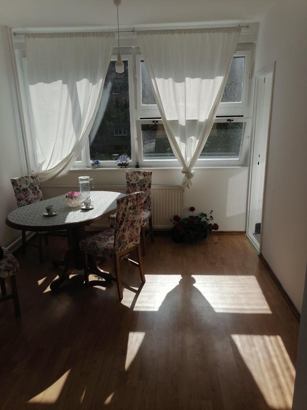 Flowers Apartment Tuzla