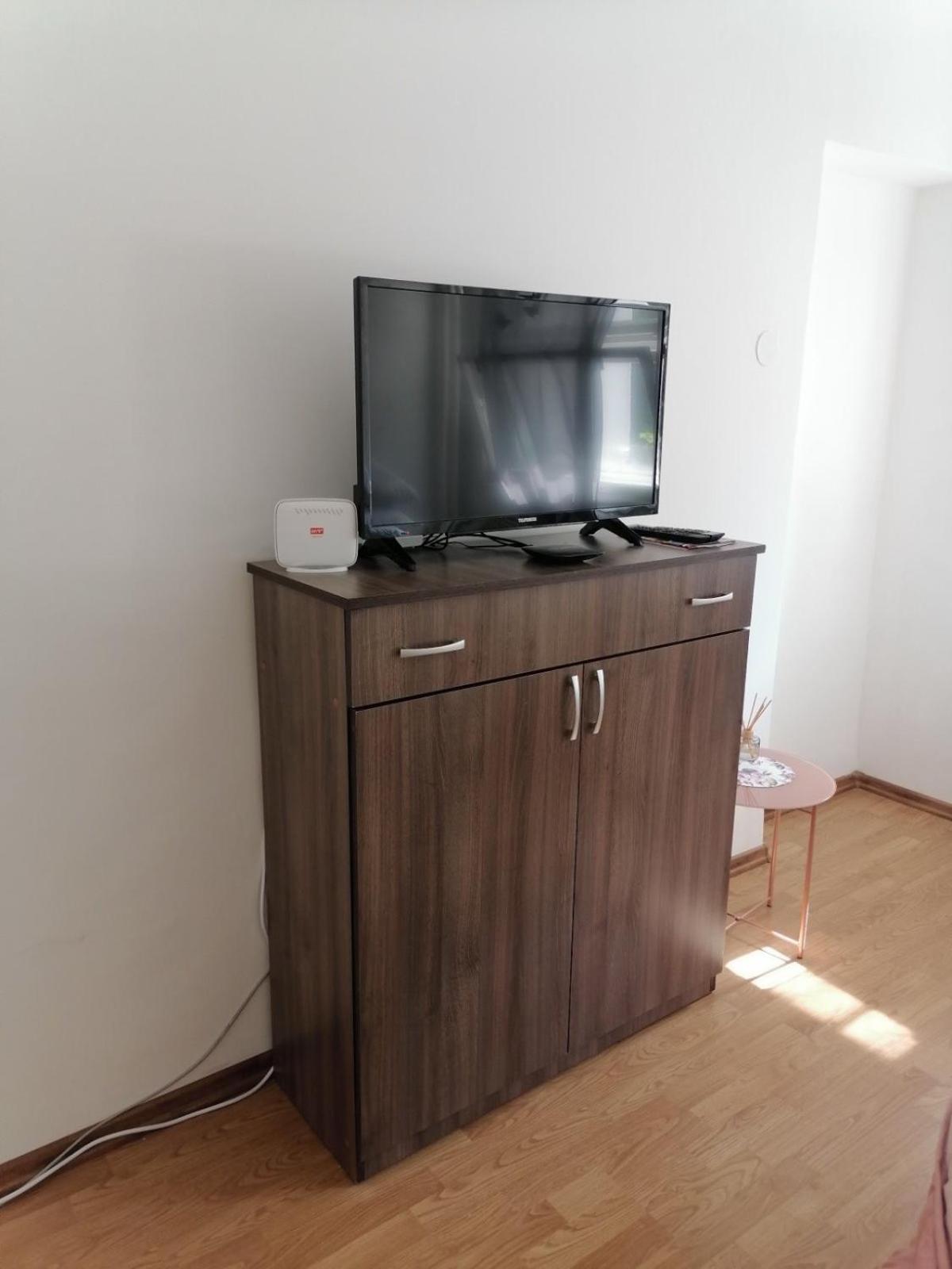 Flowers Apartment Tuzla