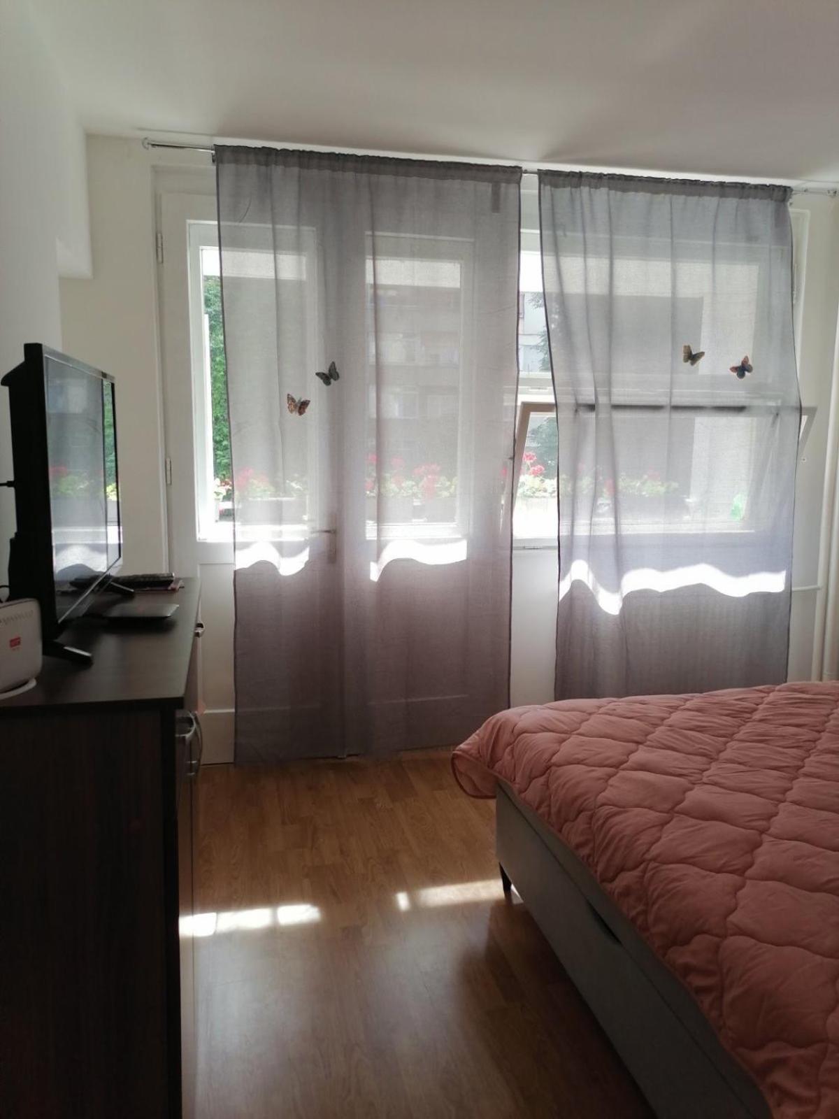 Flowers Apartment Tuzla