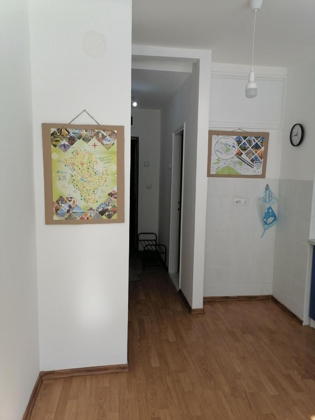 Flowers Apartment Tuzla