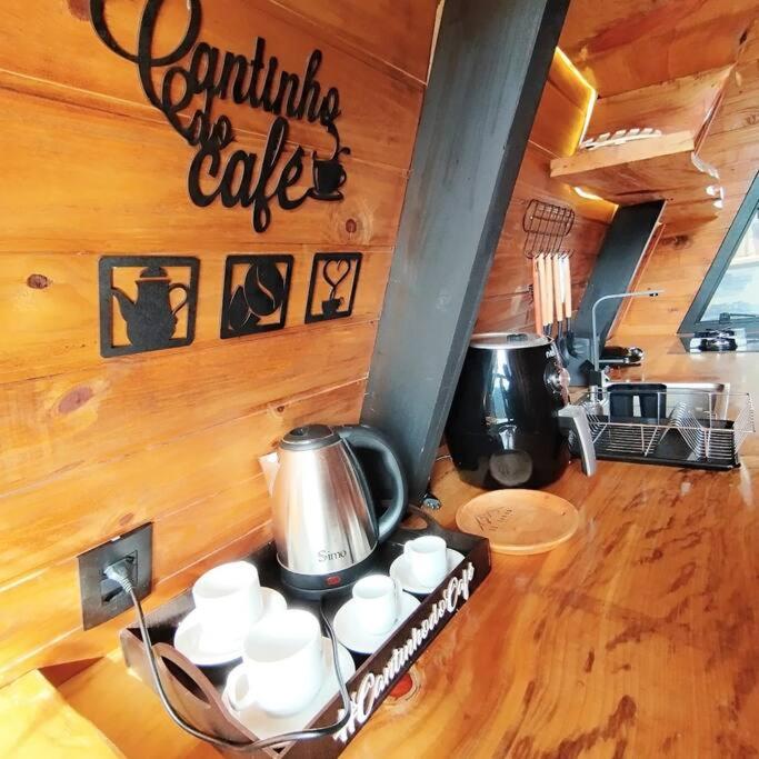 Cabana romântica com hidromassagem próx ao centro.