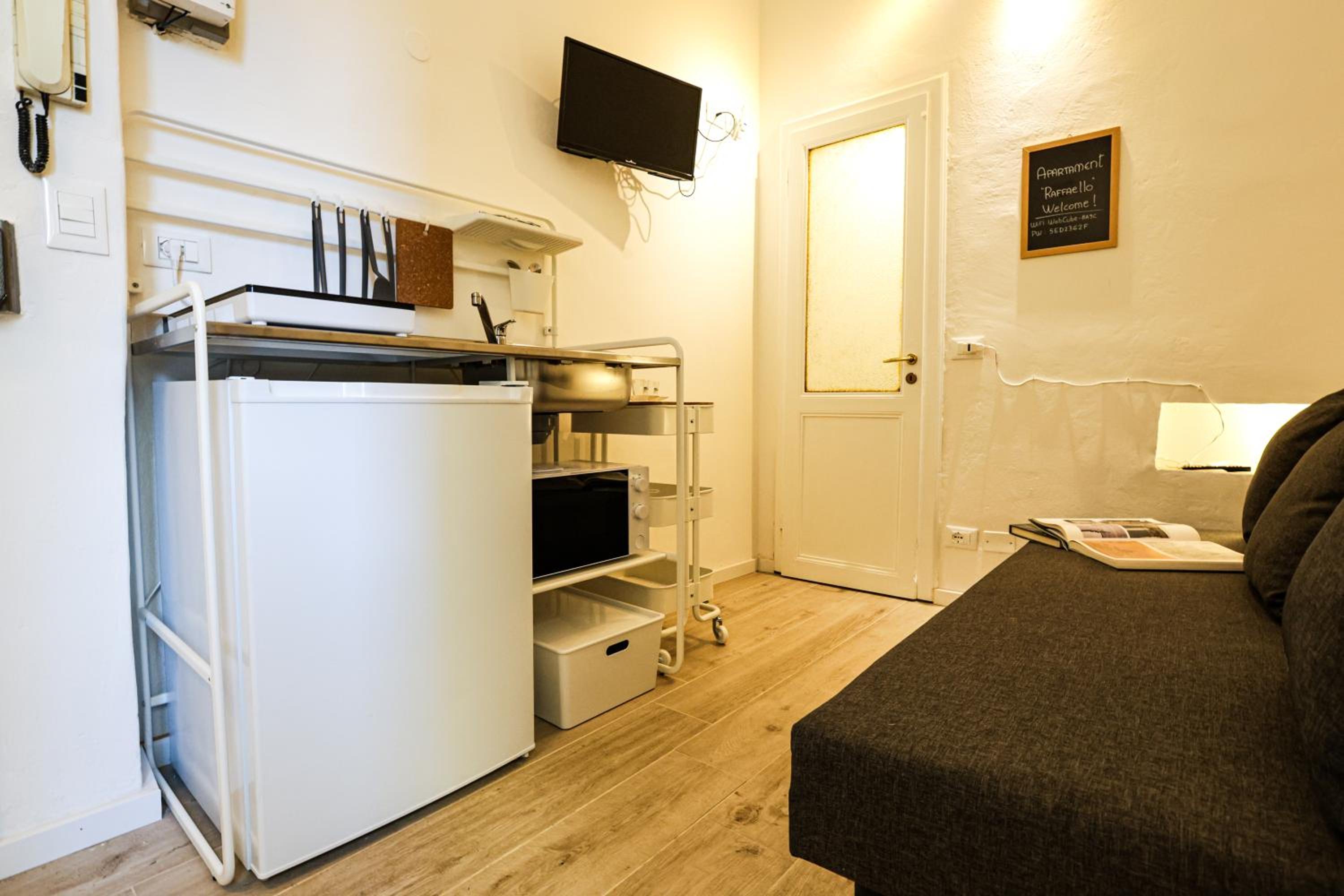 Raffaello studio flat