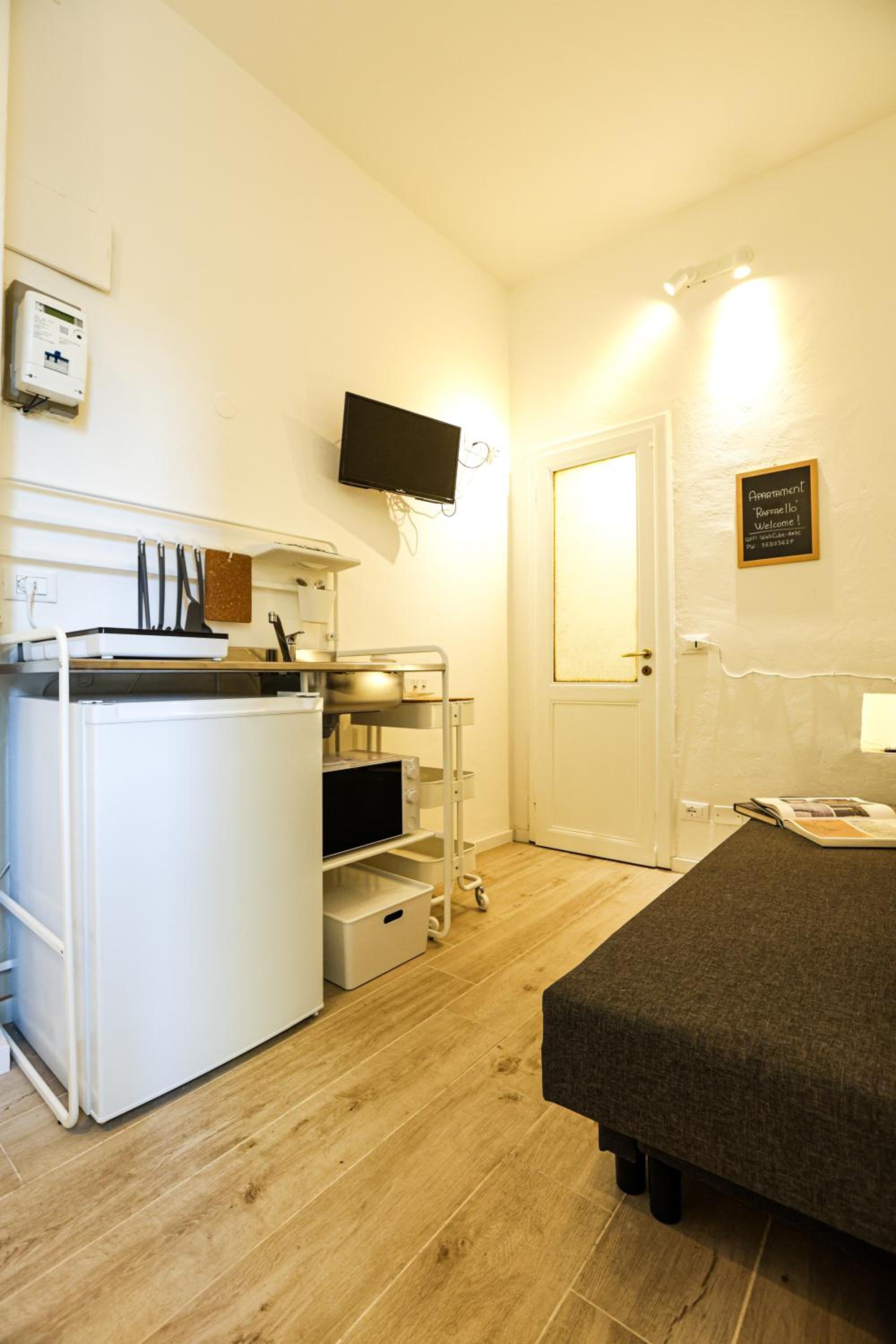 Raffaello studio flat