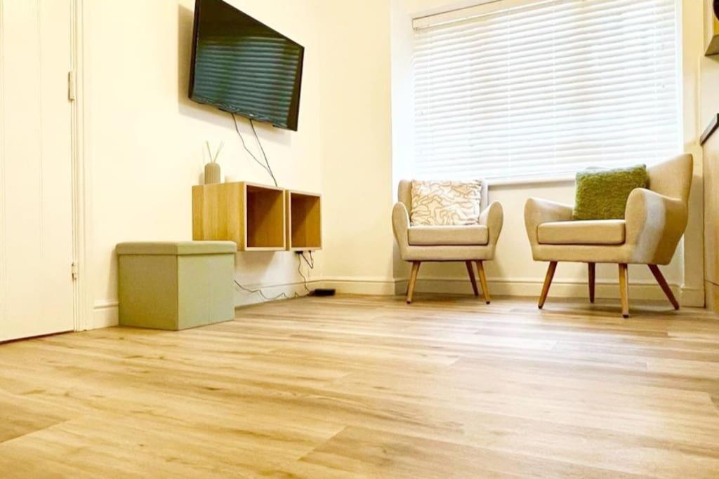 Cosy 1BD Getaway Perfect for Couples Stamford