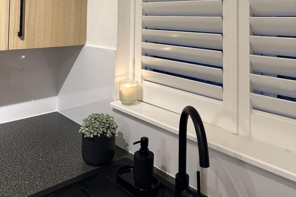 Cosy 1BD Getaway Perfect for Couples Stamford