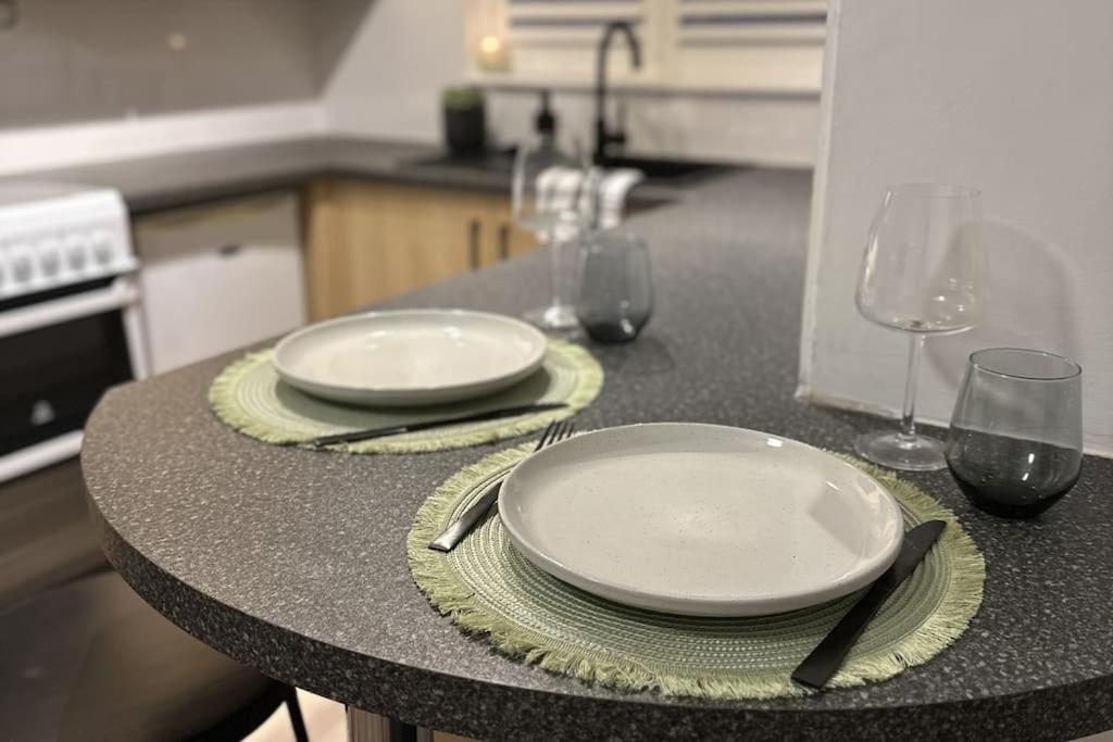 Cosy 1BD Getaway Perfect for Couples Stamford
