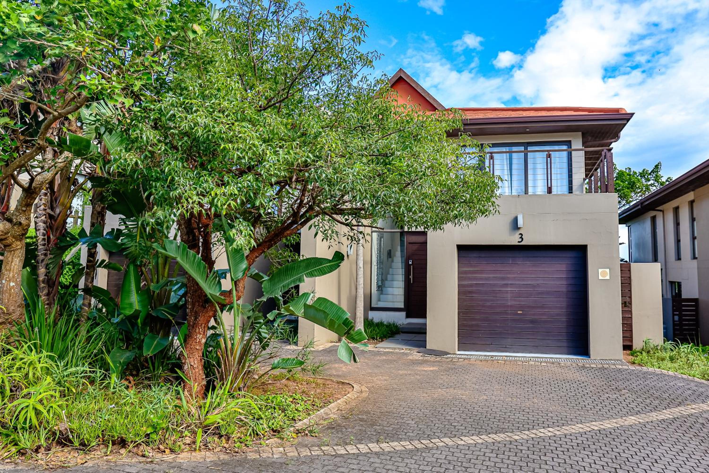 Holiday home in Zimbali view 4