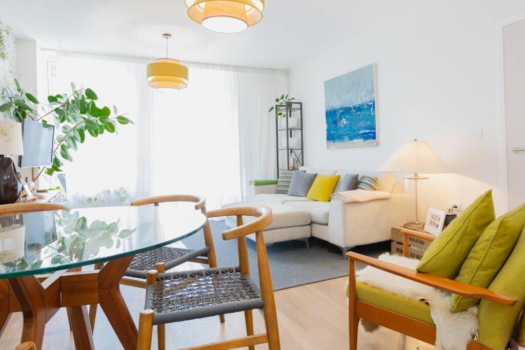 Modern 1 BR Flat wBalcony near Canary Wharf