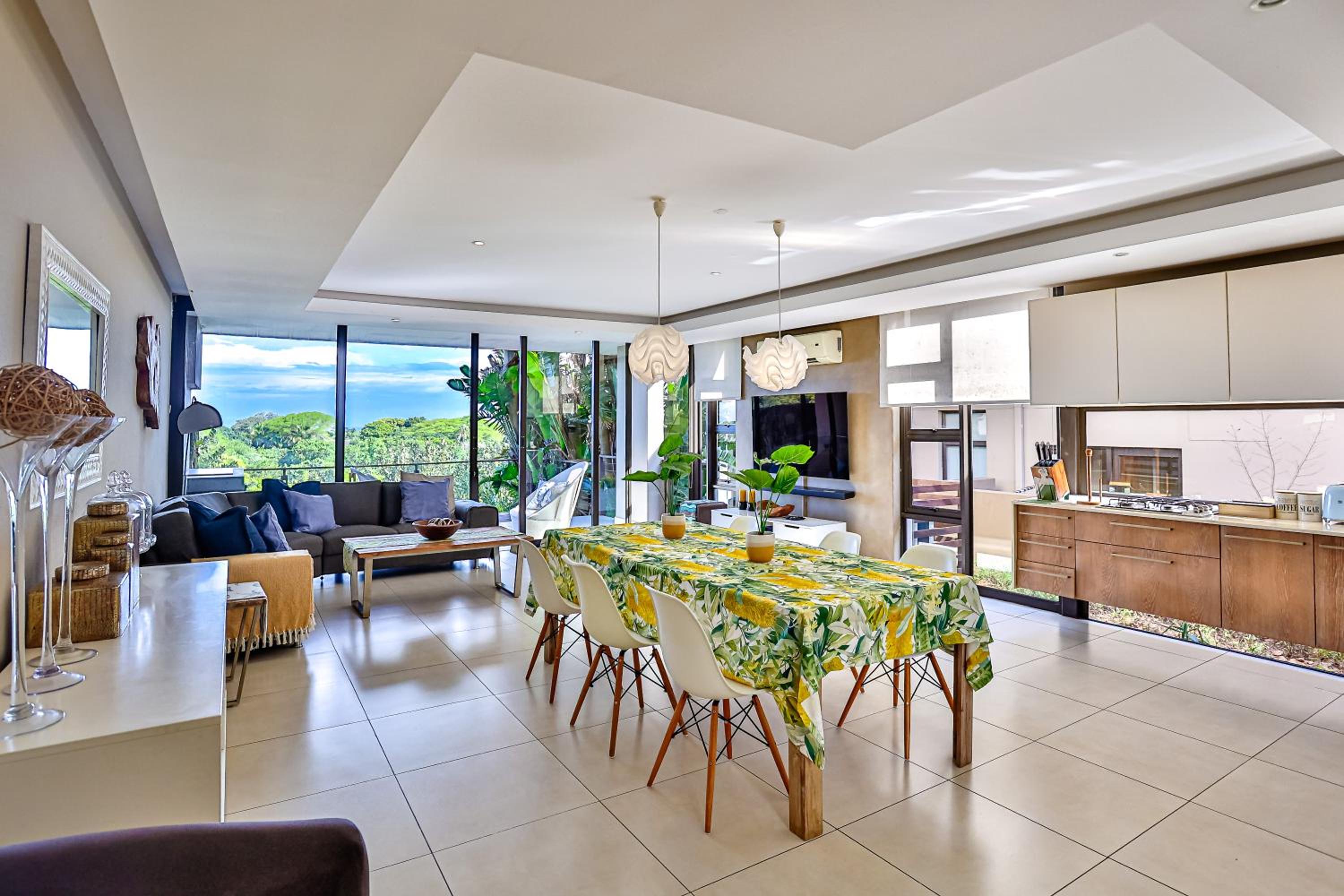 Holiday home in Zimbali view 5