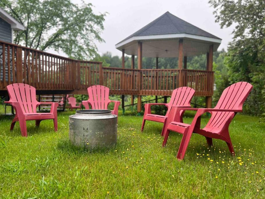 Chalet BIA - Au courant des 2 rivières