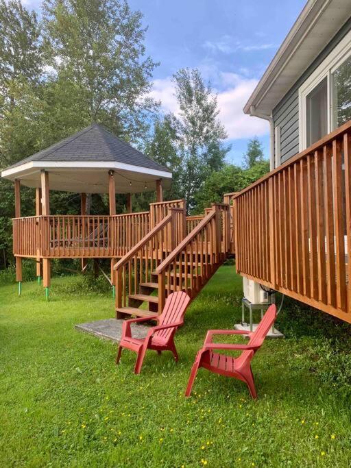 Chalet BIA - Au courant des 2 rivières