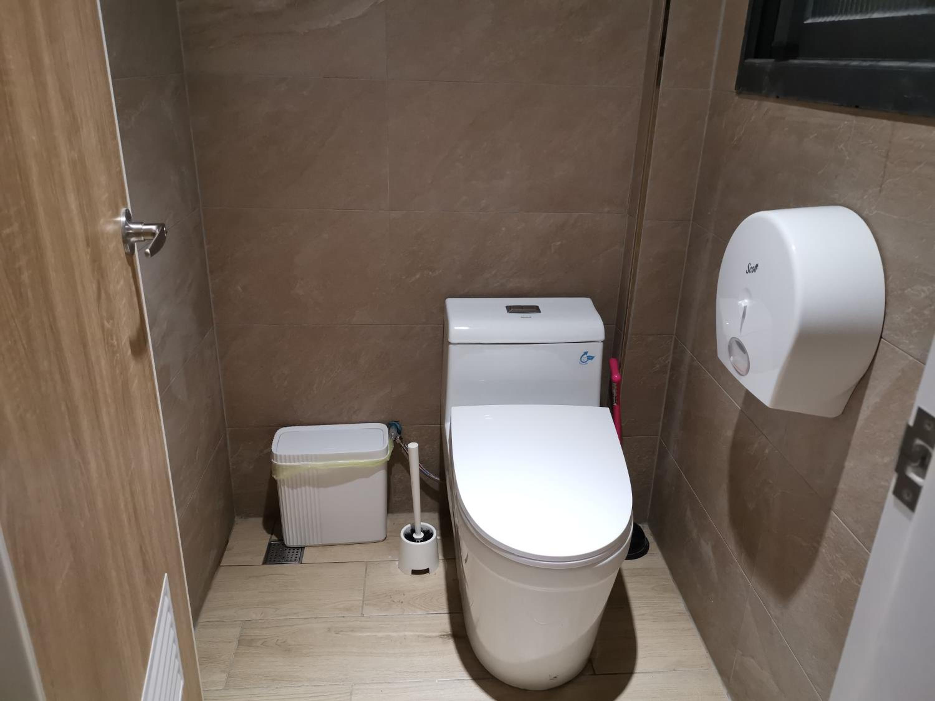 橙舍一館 TW Hostel I