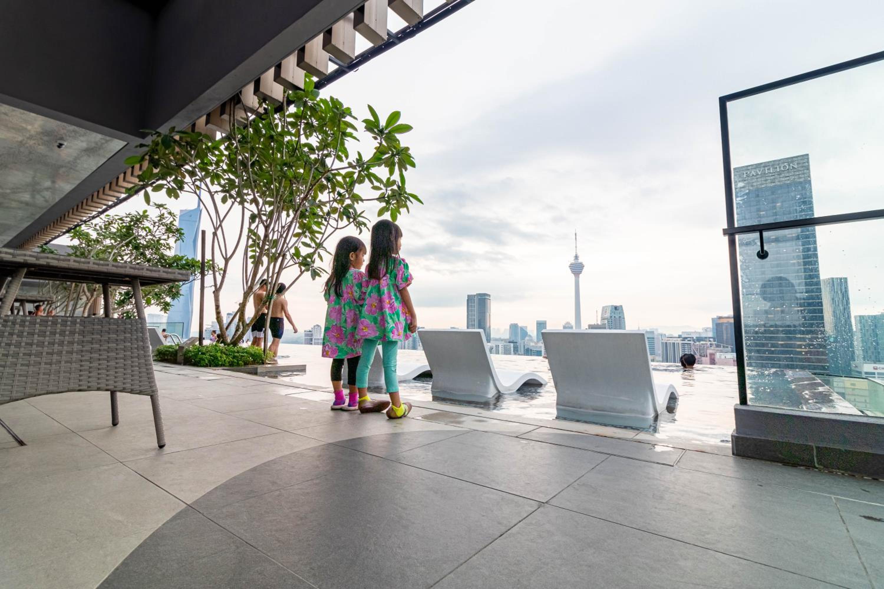 Luxurious AXON Residences by Lana Host