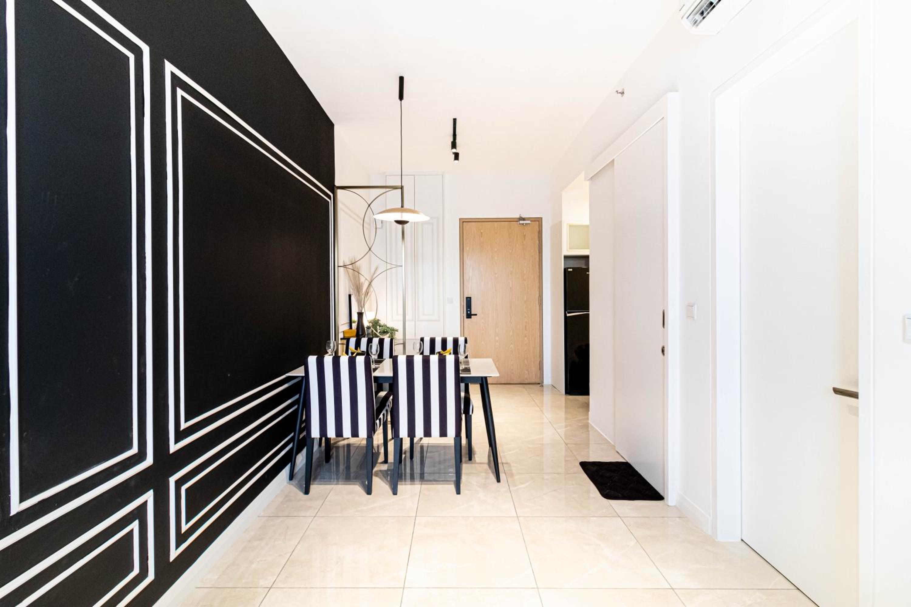 Luxurious AXON Residences by Lana Host
