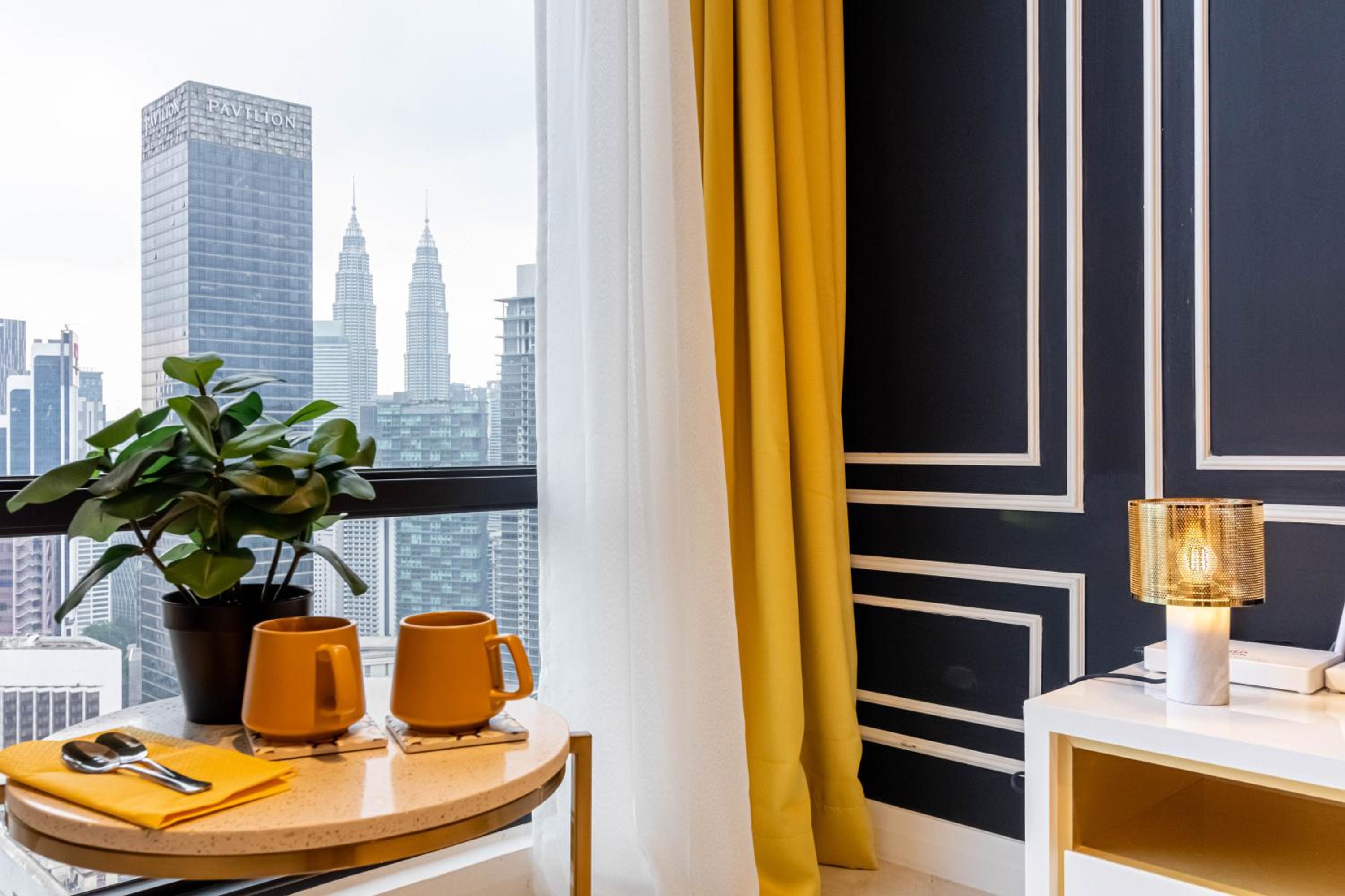 Luxurious AXON Residences by Lana Host