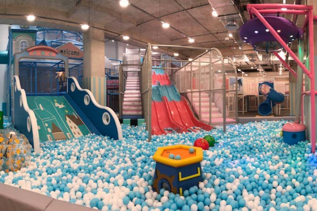 MGM-Tebrau City Walk within 5 min to AEON Mall, Ikea & Toppen