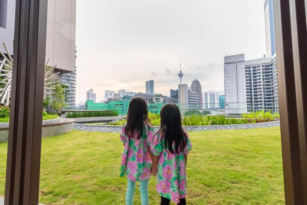 Luxurious AXON Residences by Lana Host