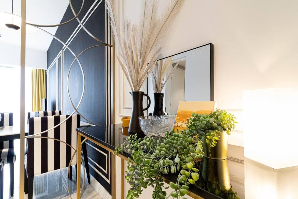 Luxurious AXON Residences by Lana Host