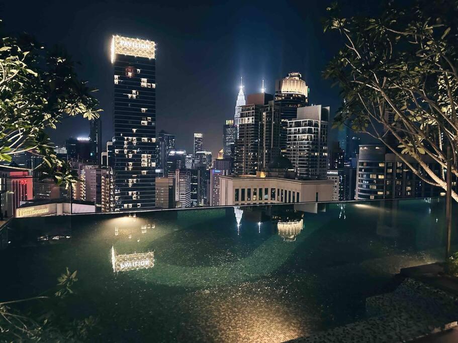 Luxurious AXON Residences by Lana Host