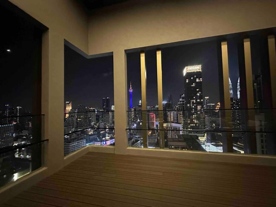 Luxurious AXON Residences by Lana Host