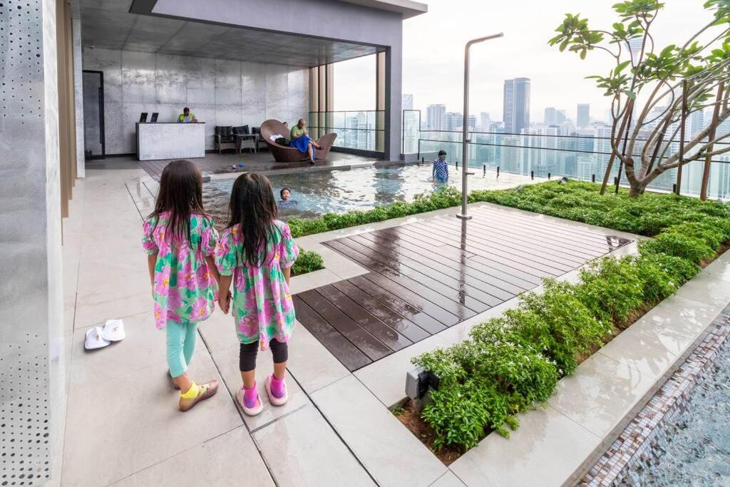 Luxurious AXON Residences by Lana Host
