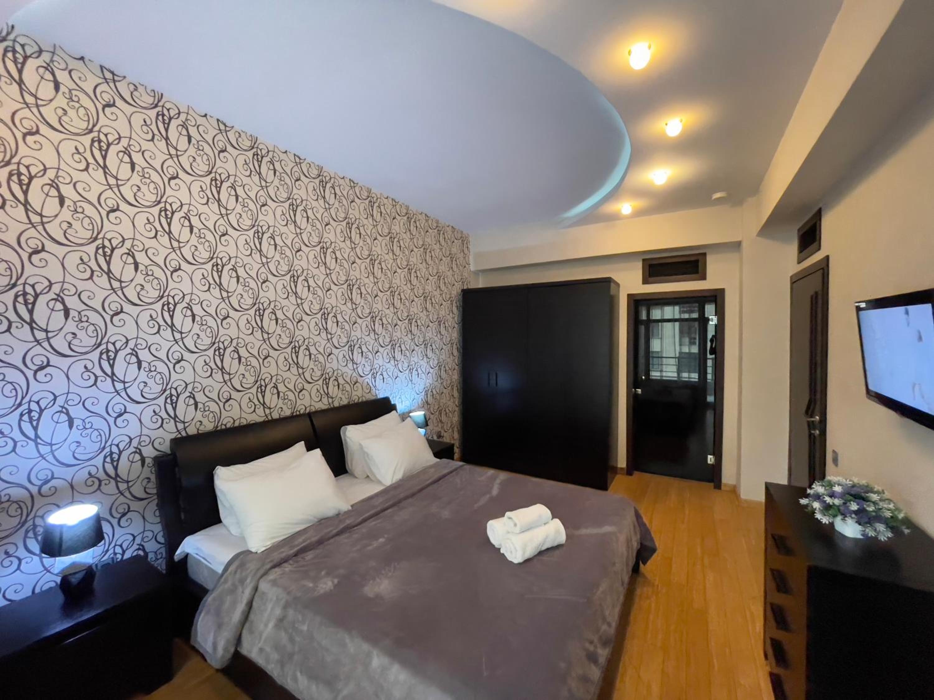 Chiraq apartment