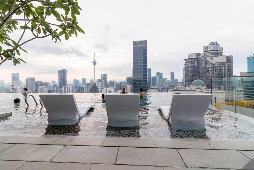 Luxurious AXON Residences by Lana Host