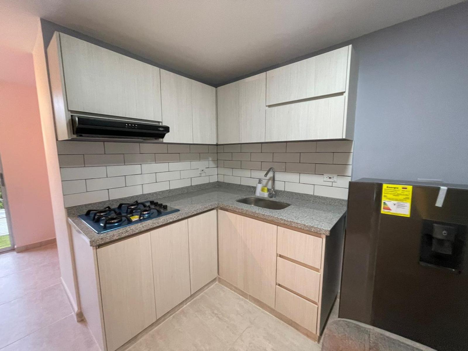 C105- Lindo y amplio apartamentos en Circasia