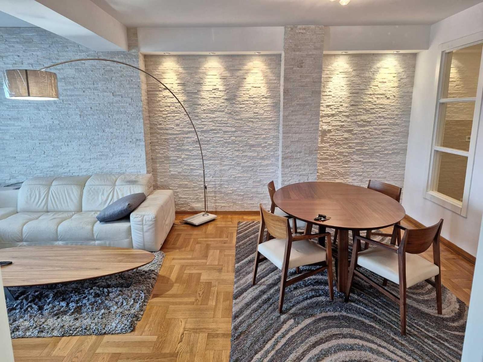 PENTHAUS apartment
