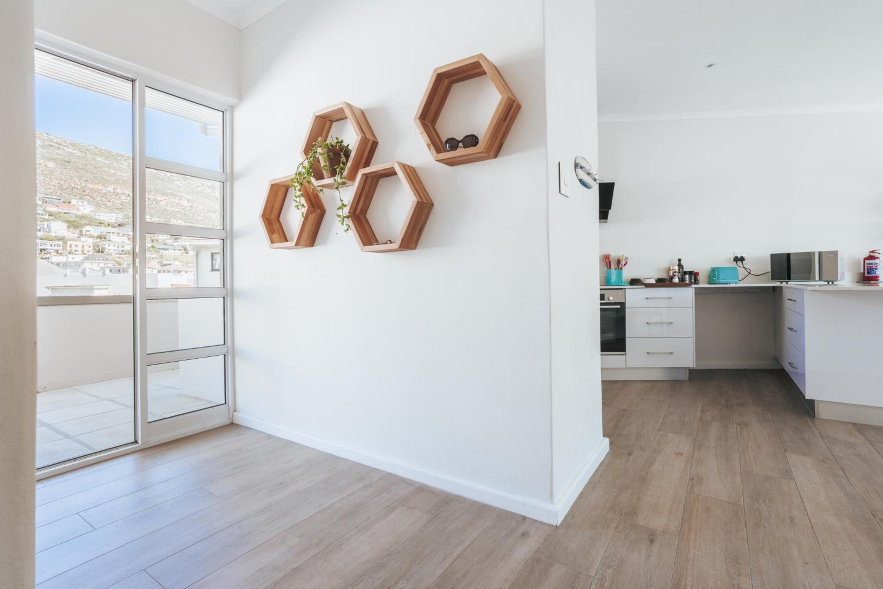 Green Parrot Holiday Apartment