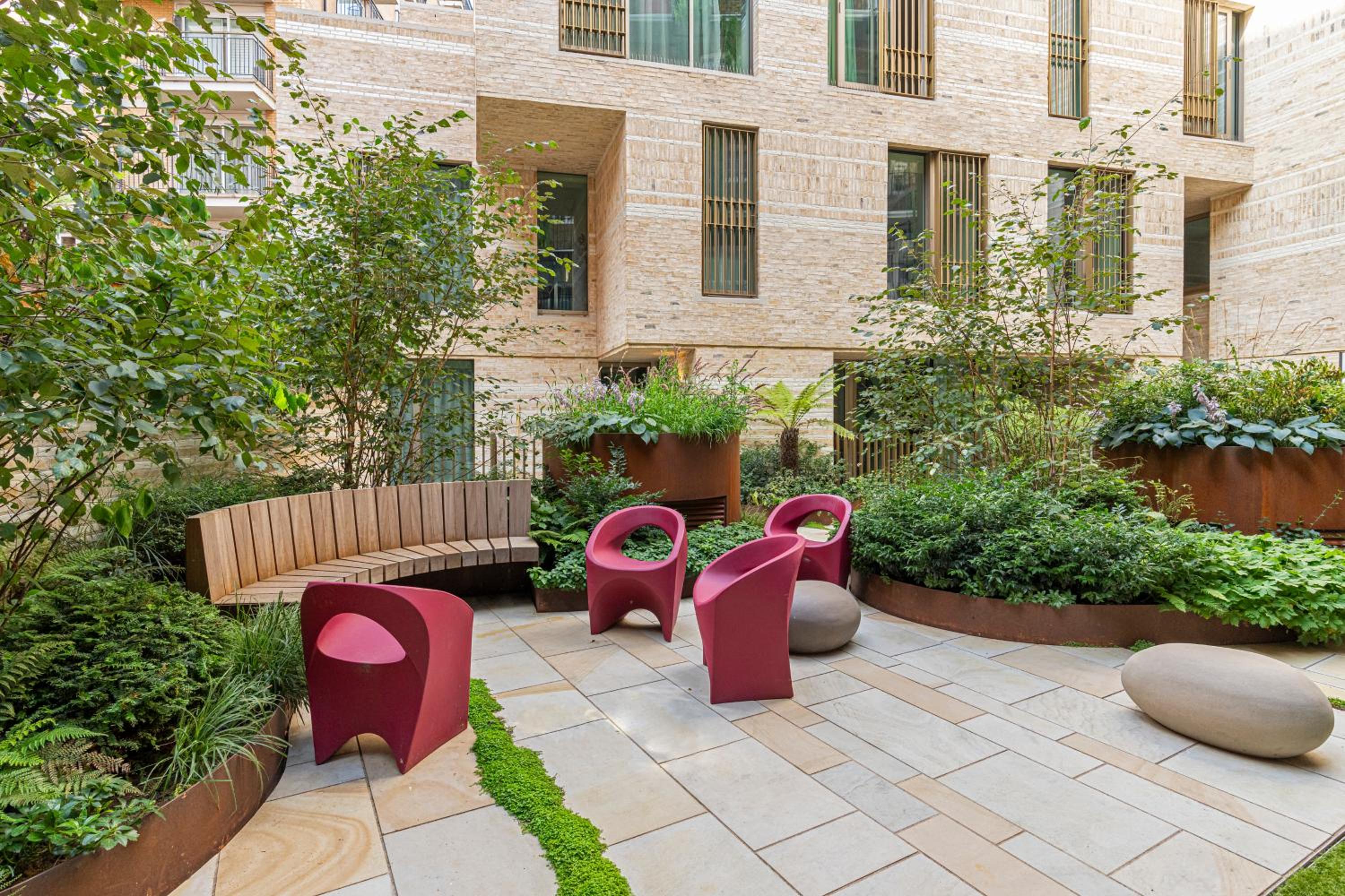 Luxury flats near Big Ben and London Eye