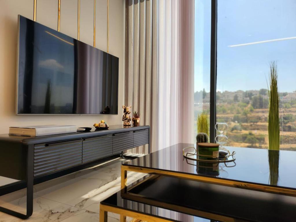 3BR Luxury Suite in Jerusalem view 4