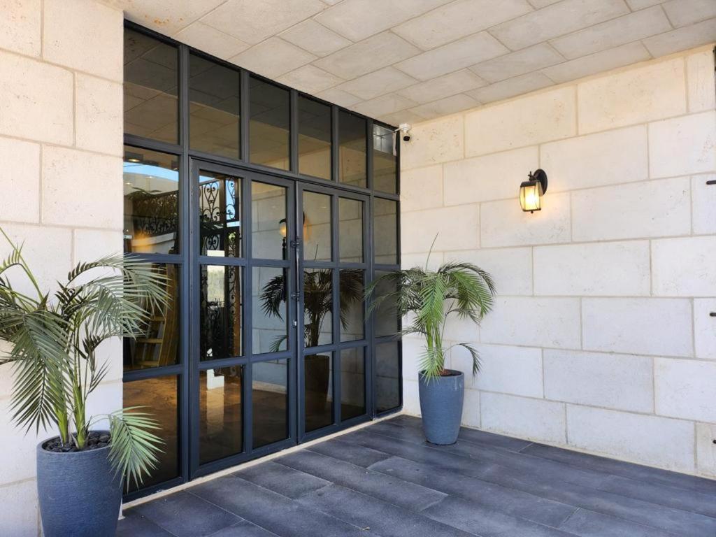 3BR Luxury Suite in Jerusalem view 5