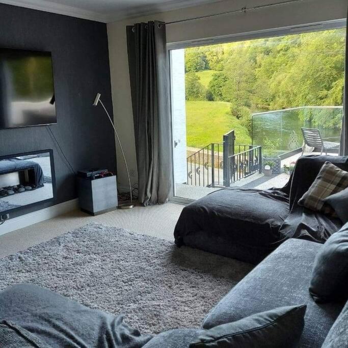 Riverside Retreat