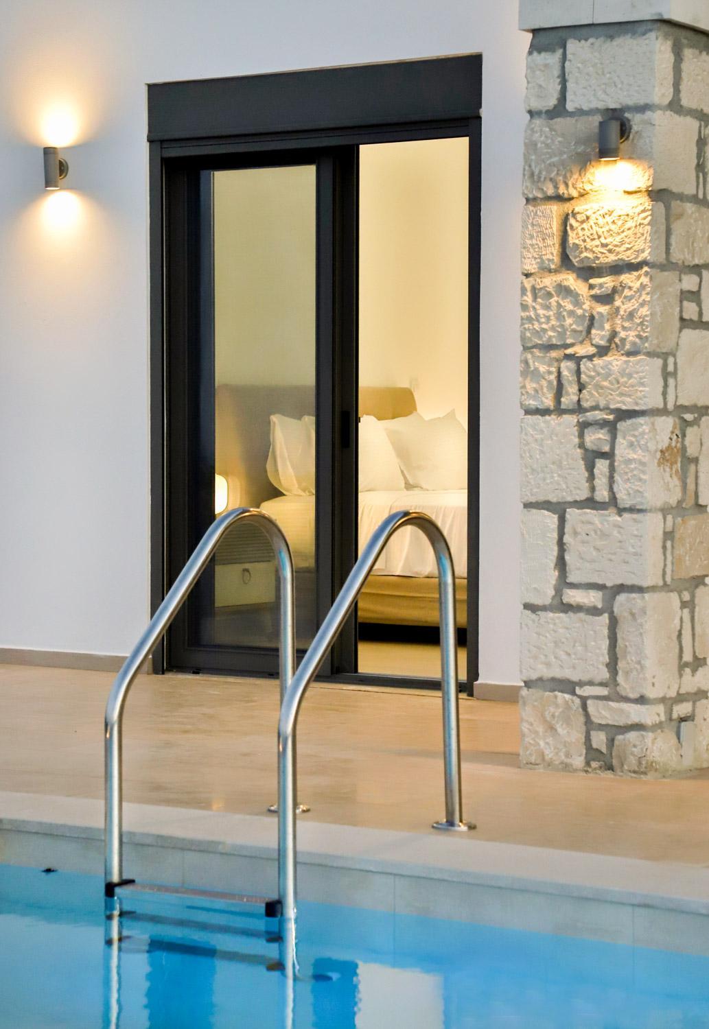 Sternes Tropicana Executive Villa with pool, by Comfortbnb view 5
