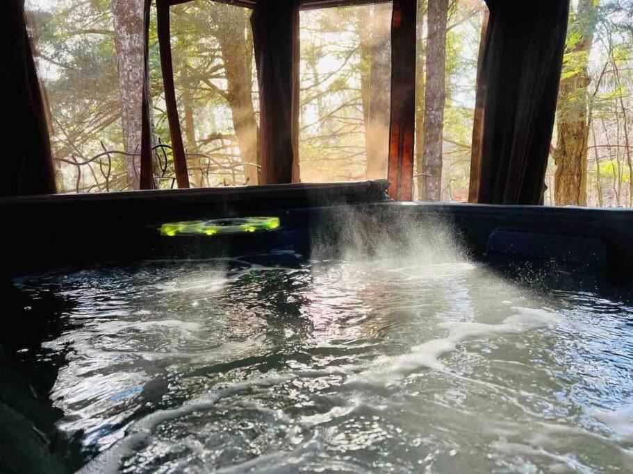 New-ski-spa-outdoor-fireplace-Mont Orford