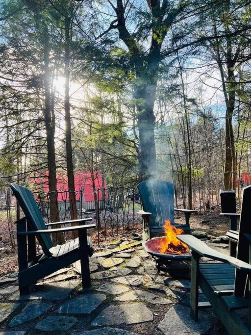 New-ski-spa-outdoor-fireplace-Mont Orford