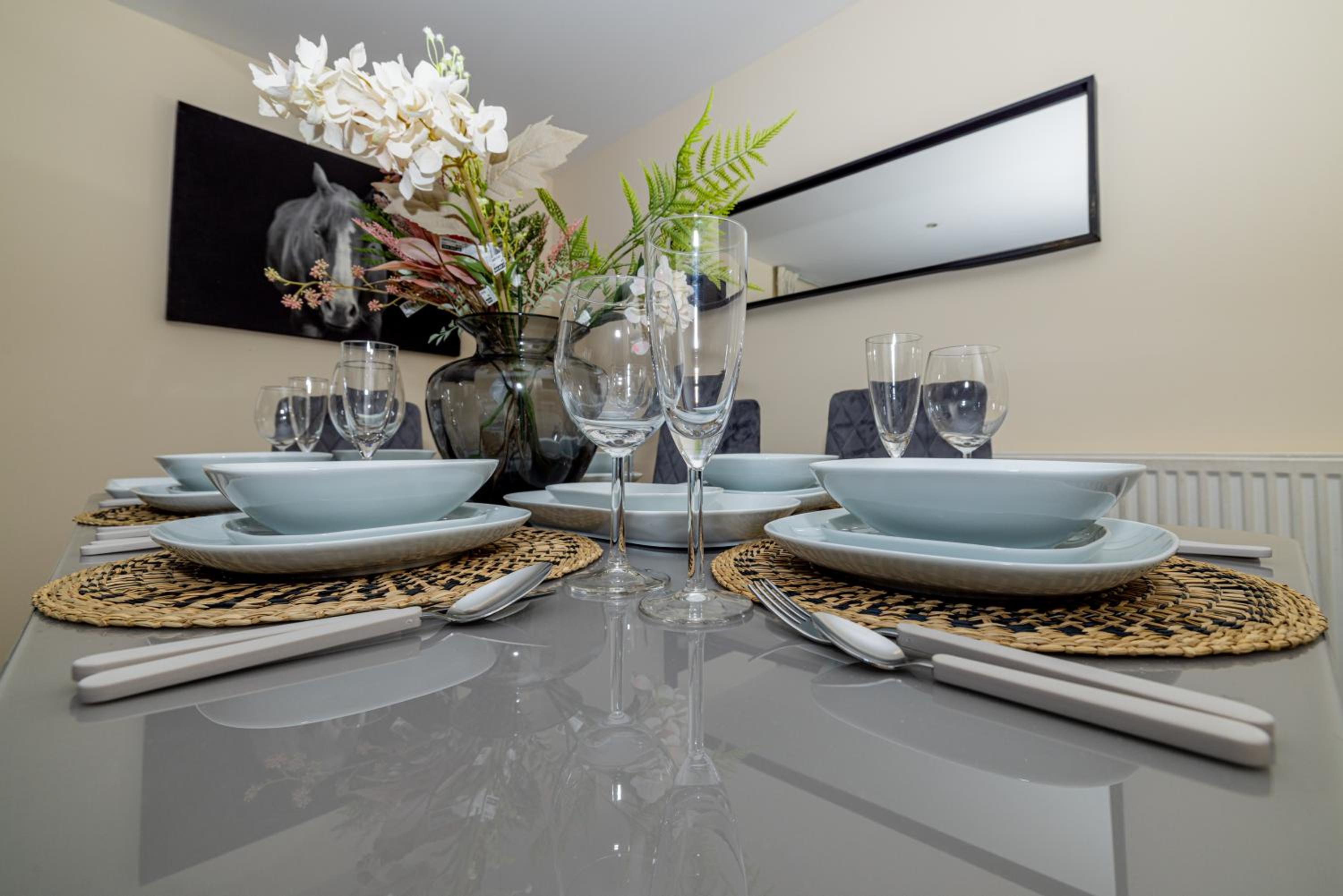 Nice Room Close to City231