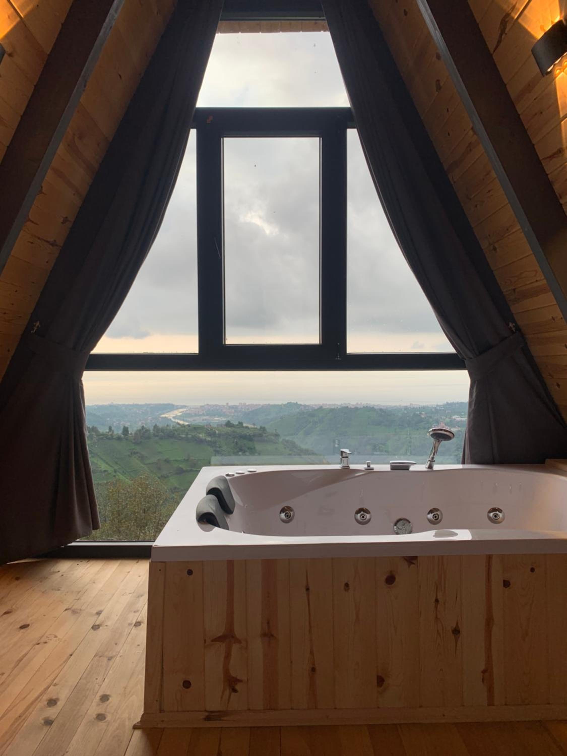 İRDEN BUNGALOV
