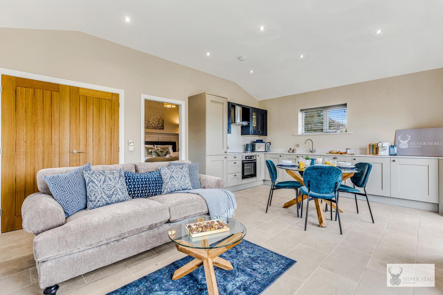 Cozy 1 Bedroom Slate Lodge Retreat view 4