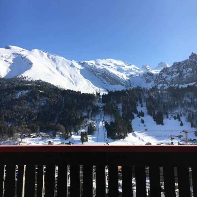 Sunny Design Chalet in Engelberg with spectacular view on Mount Titlis
