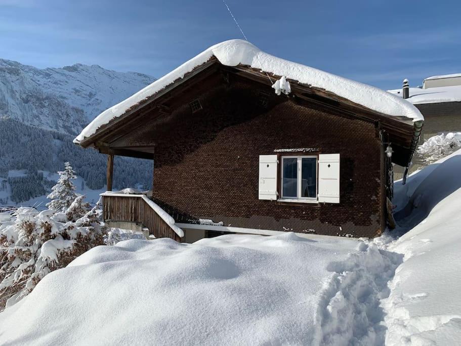 Sunny Design Chalet in Engelberg with spectacular view on Mount Titlis