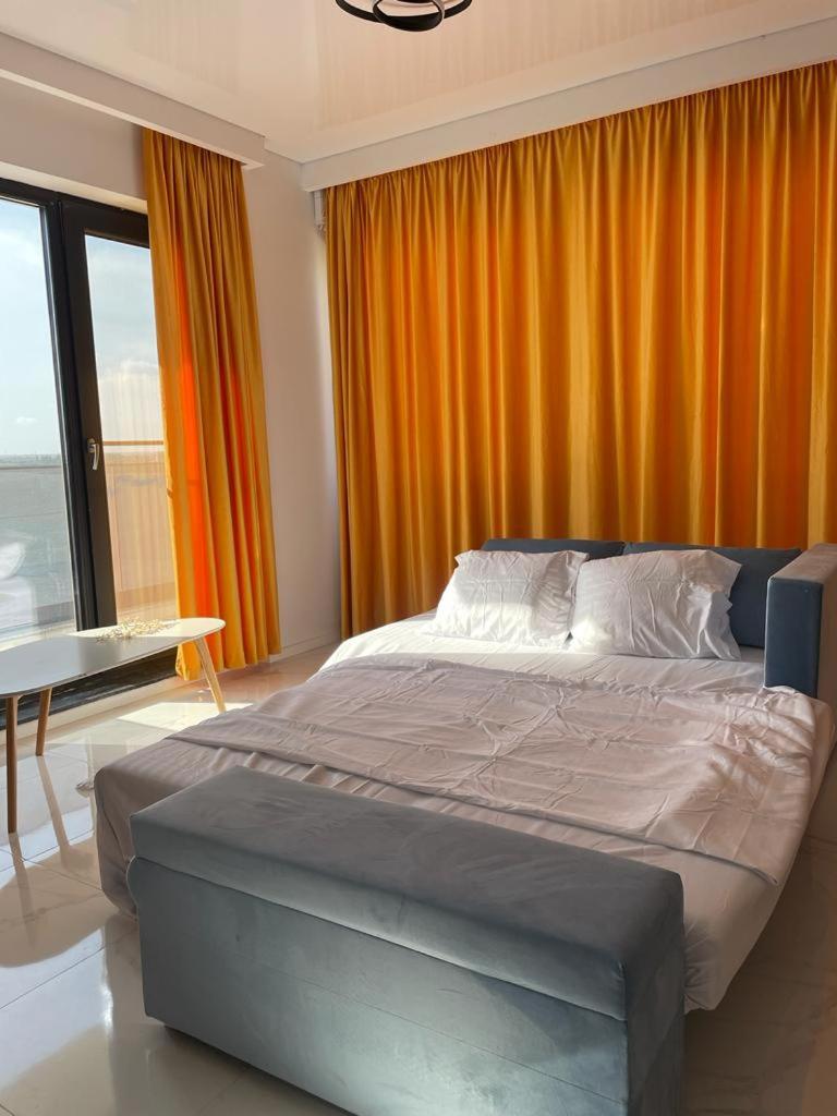 Shiba studio Mamaia view 5