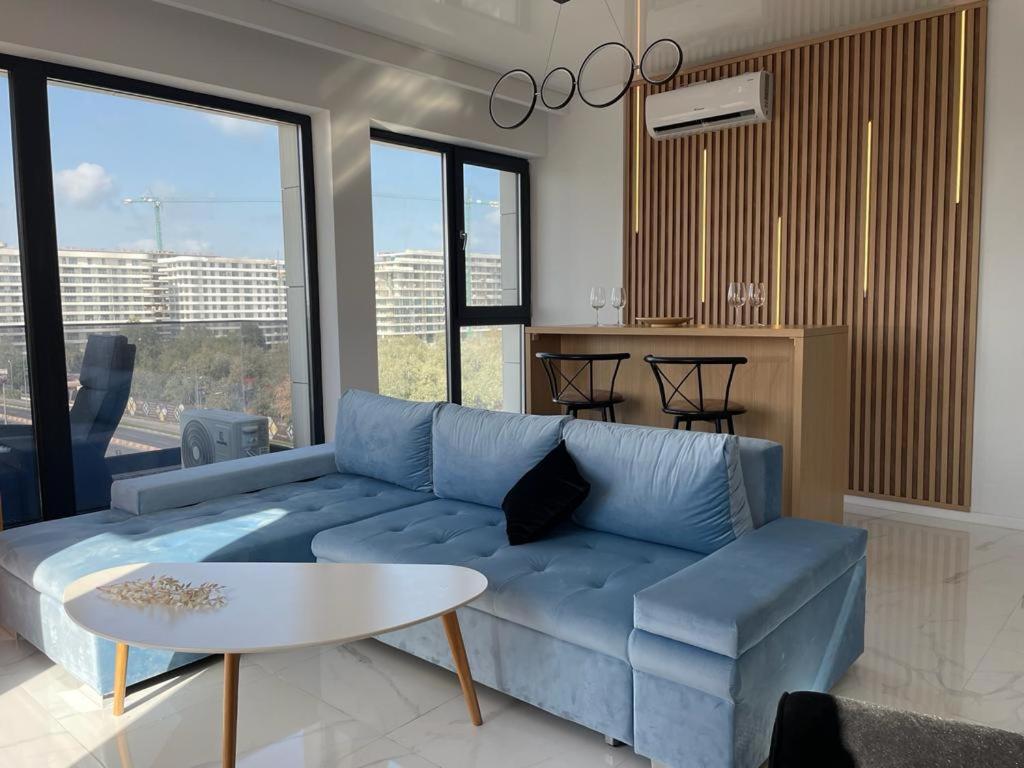 Shiba studio Mamaia view 2