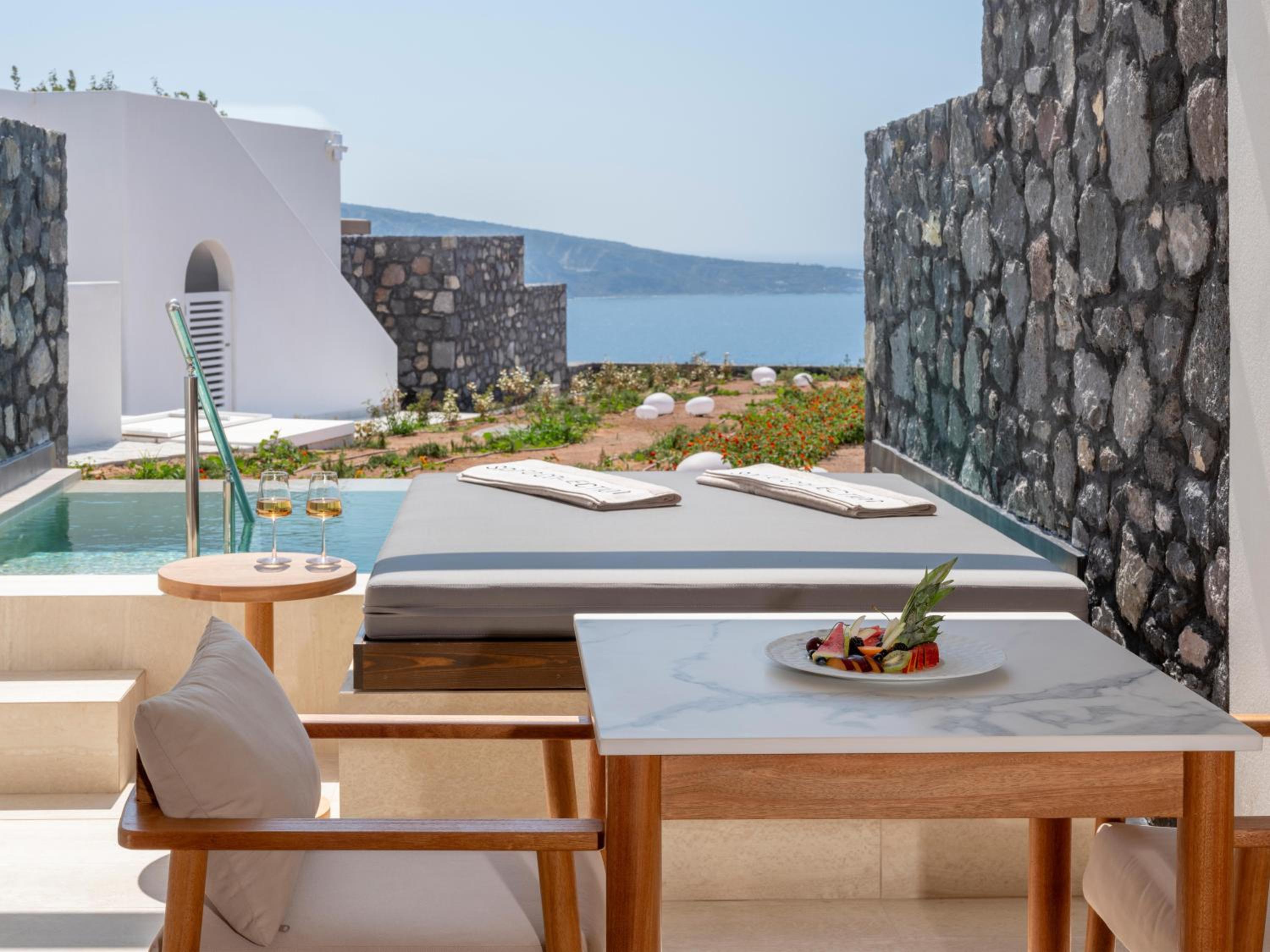 Santo Pure Oia Suites & Villas 75