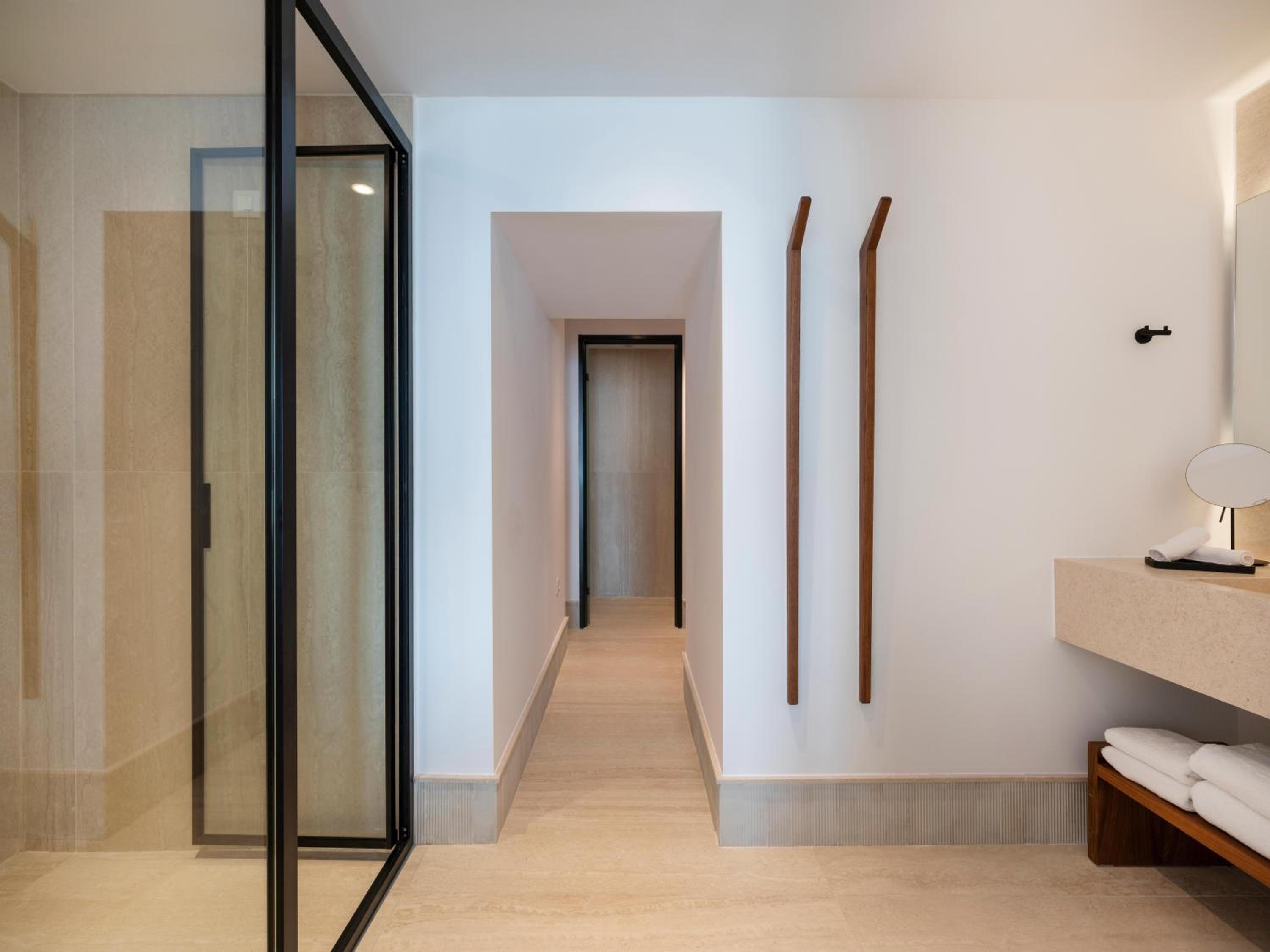 Santo Pure Oia Suites & Villas 38
